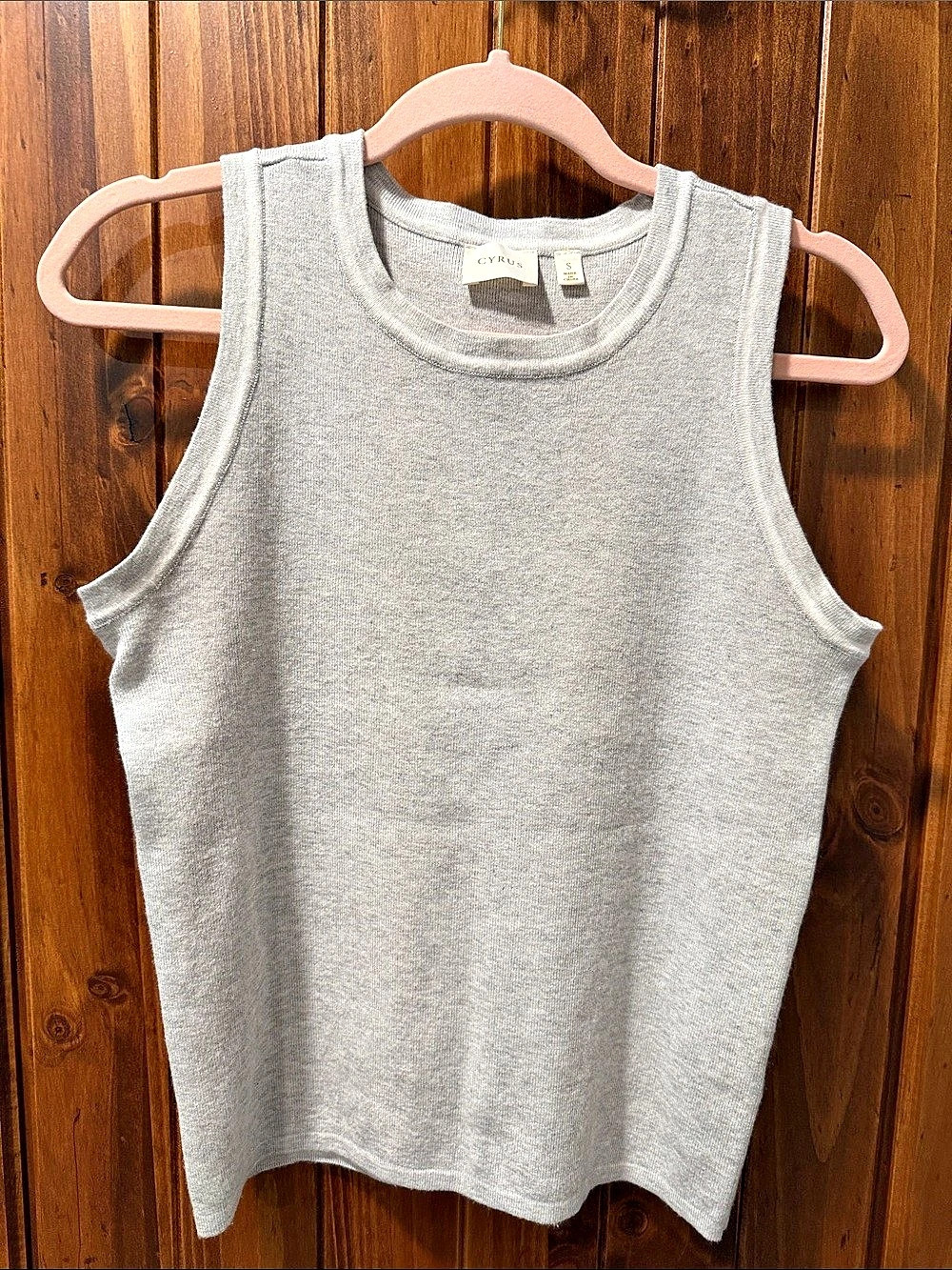 Ribbed Tank Top in Gray Size Small Like New